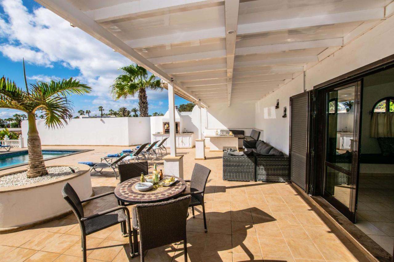 Villa Michelle - Lh114 By Villas Now Ltd Playa Blanca  Bagian luar foto