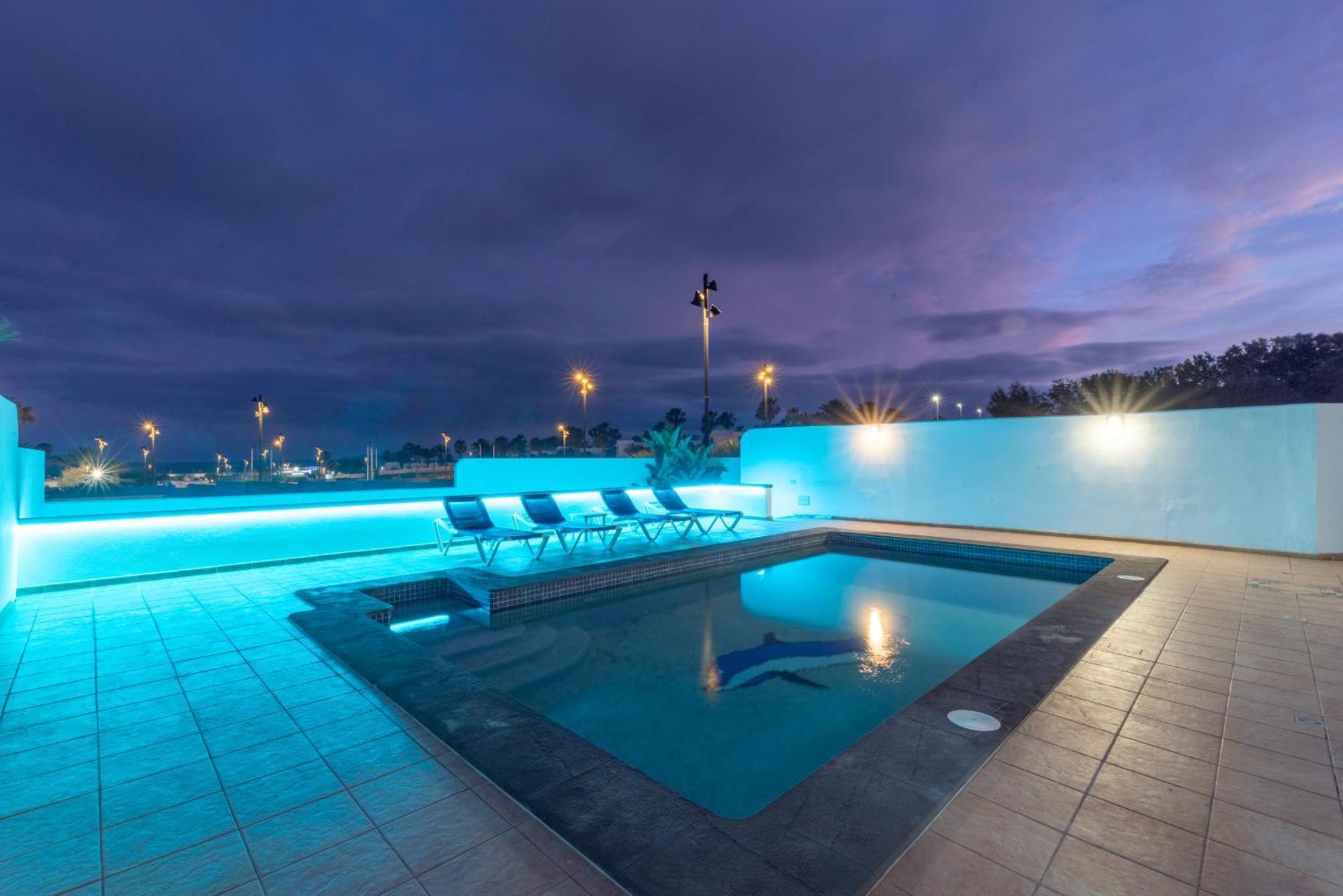 Villa Michelle - Lh114 By Villas Now Ltd Playa Blanca  Bagian luar foto
