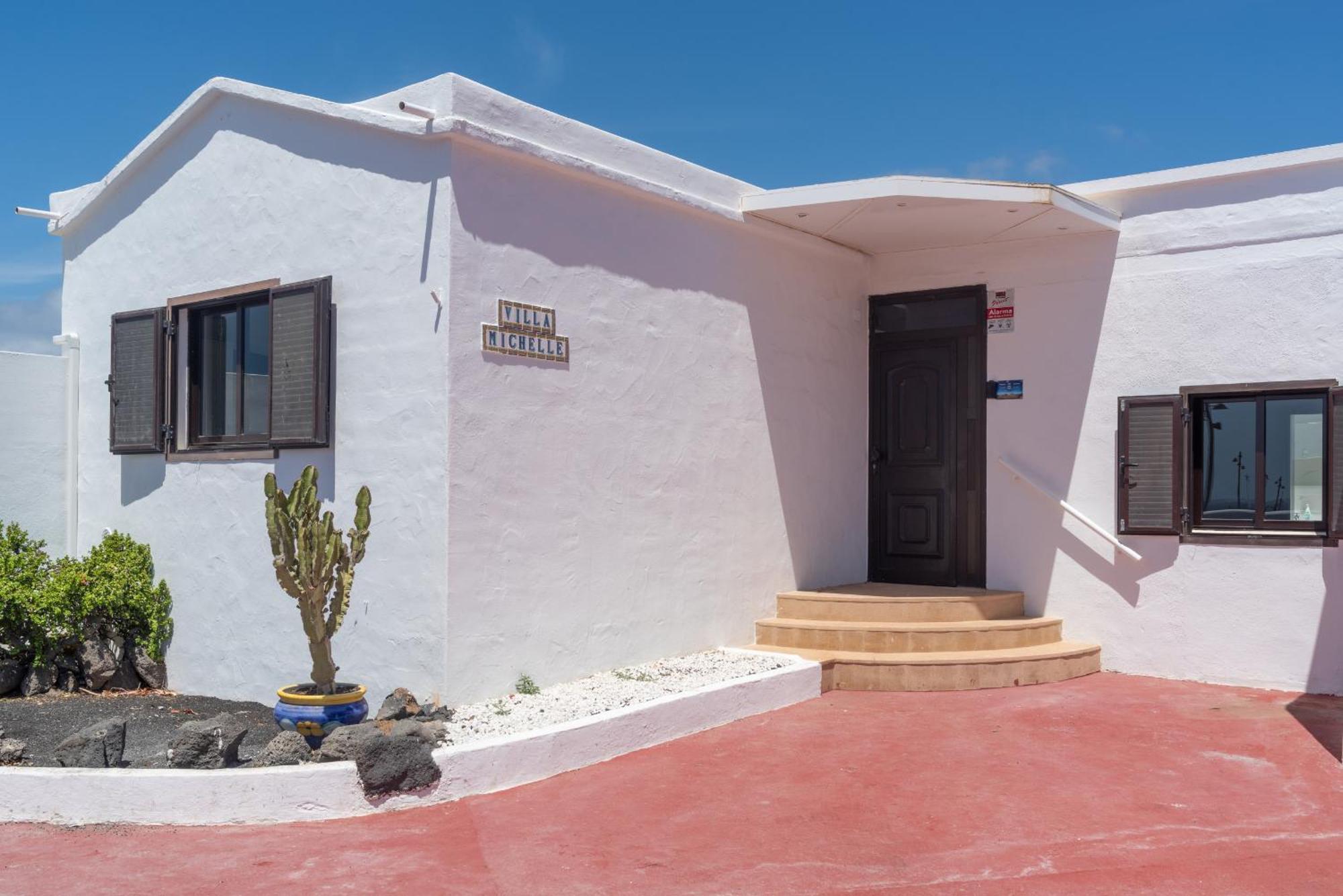 Villa Michelle - Lh114 By Villas Now Ltd Playa Blanca  Bagian luar foto