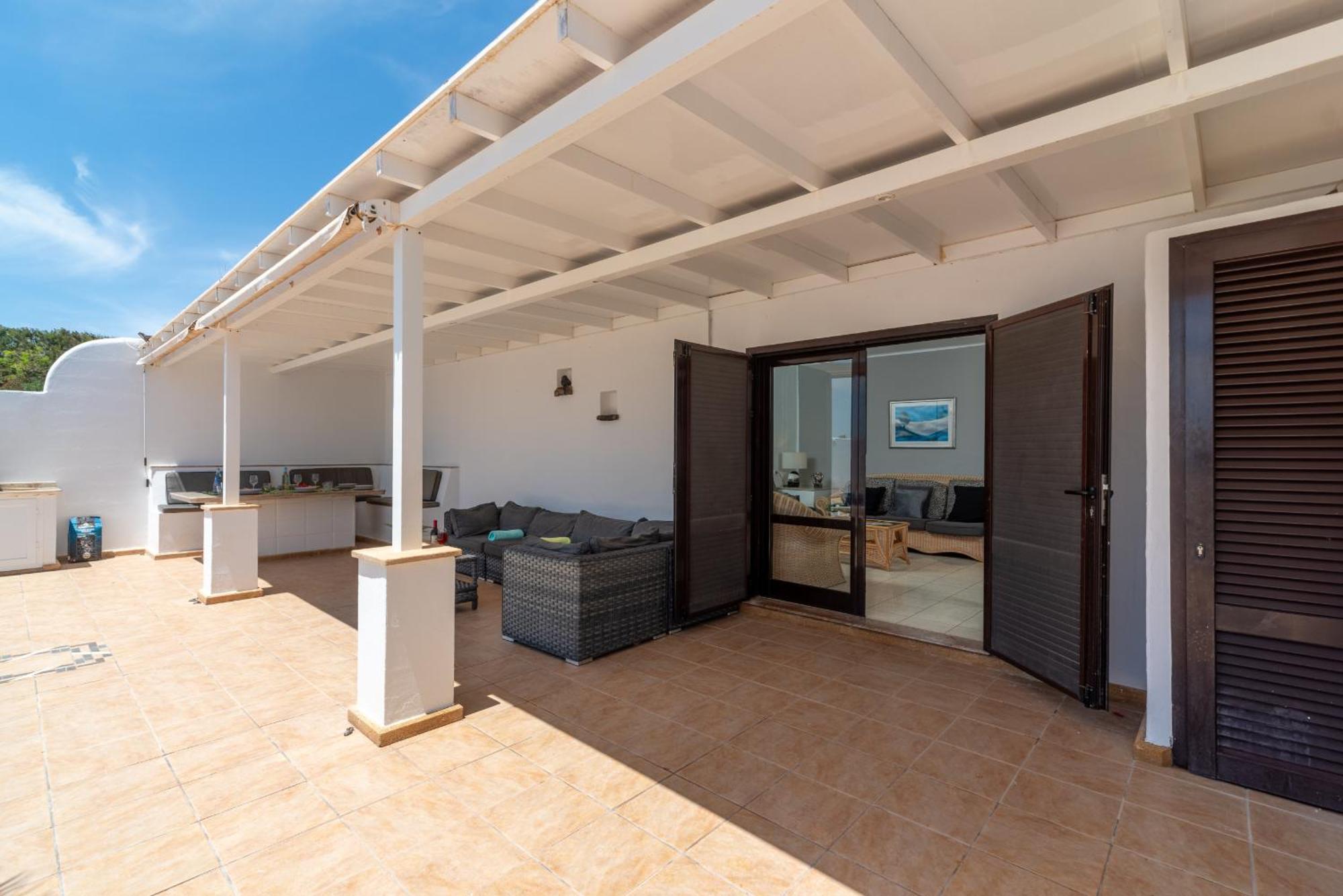Villa Michelle - Lh114 By Villas Now Ltd Playa Blanca  Bagian luar foto