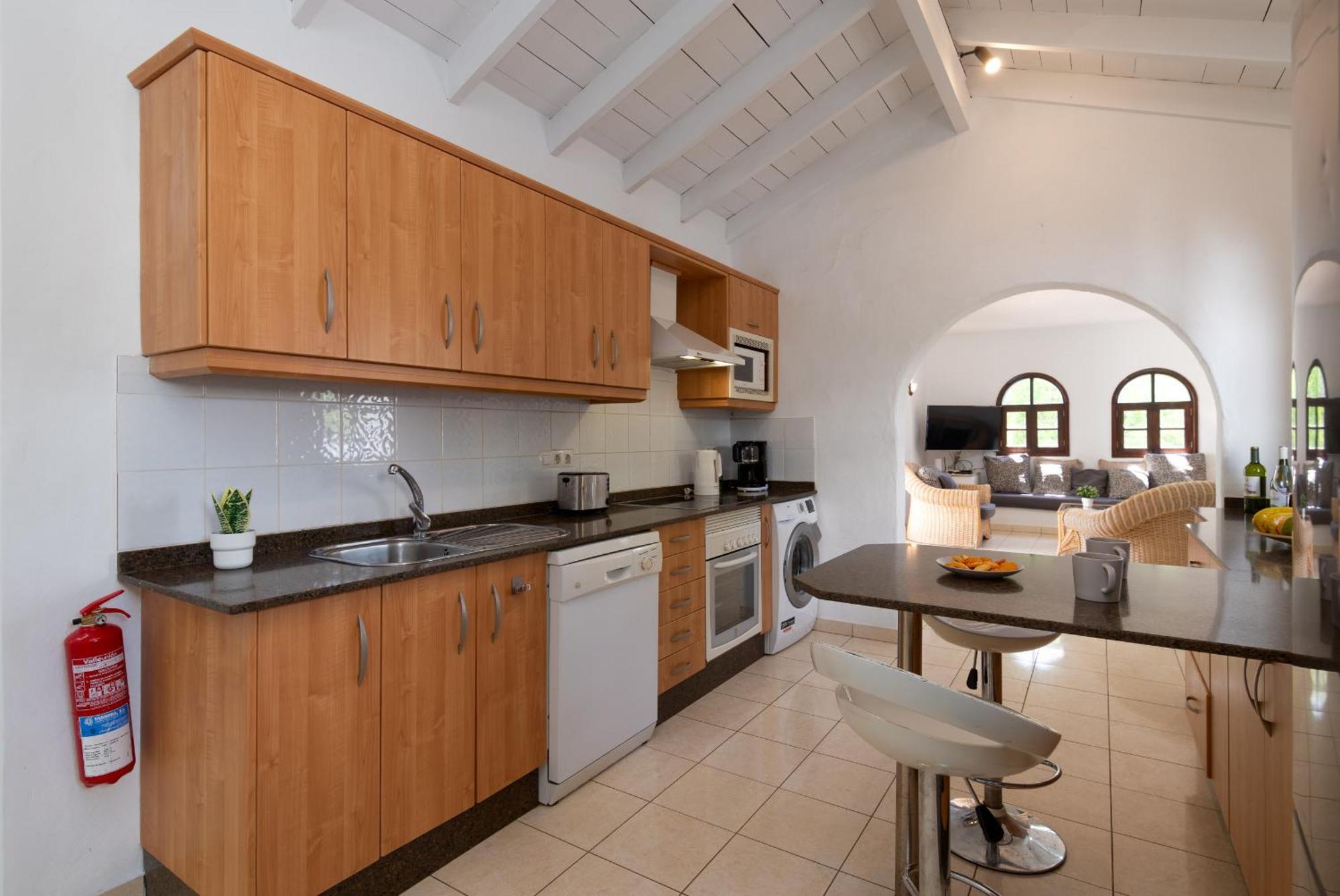 Villa Michelle - Lh114 By Villas Now Ltd Playa Blanca  Bagian luar foto