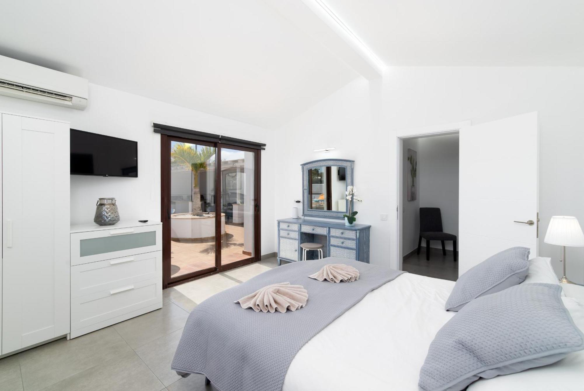 Villa Michelle - Lh114 By Villas Now Ltd Playa Blanca  Bagian luar foto