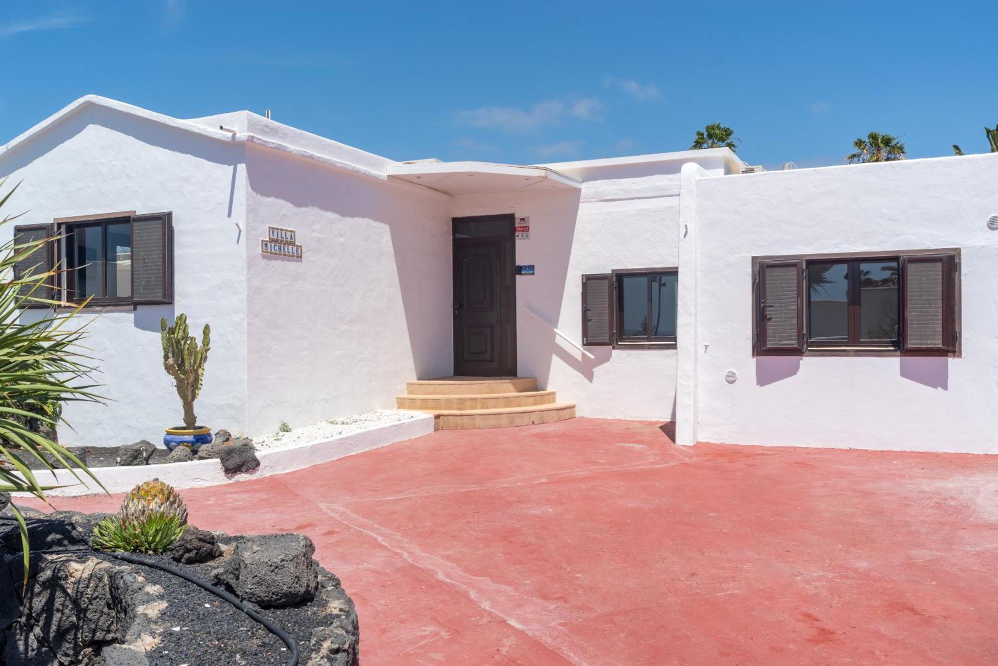 Villa Michelle - Lh114 By Villas Now Ltd Playa Blanca  Bagian luar foto